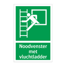 Noodvenster met vluchtladder & Noodvenster met vluchtladder & Noodvenster met vluchtladder
