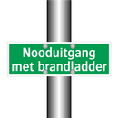 Nooduitgang met brandladder & Nooduitgang met brandladder & Nooduitgang met brandladder
