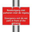 Nooduitgang niet parkeren voor de ingang - Emergency exit do not park in front of the /.../