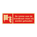 De ruimte voor de brandkraan moet vrij worden gehouden