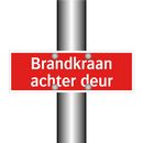 Brandkraan achter deur