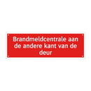 Brandmeldcentrale aan de andere kant van de deur