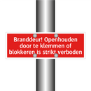 Branddeur! Openhouden door te klemmen of blokkeren is strikt /.../