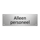Alleen personeel & Alleen personeel & Alleen personeel