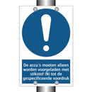 De accu's moeten alleen worden voorgeladen met stikstof (N) tot de gespecificeerde voordruk