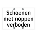 Schoenen met noppen verboden