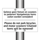 Gelieve geen fietsen en scooters /.../ - Please do not park bicycles and /.../