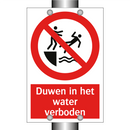 Duwen in het water verboden