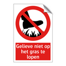 Gelieve niet op het gras te lopen
