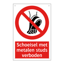 Schoeisel met metalen studs verboden