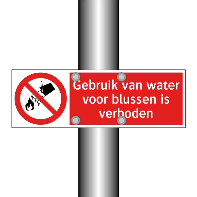 Gebruik van water voor blussen is verboden