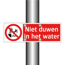 Niet duwen in het water