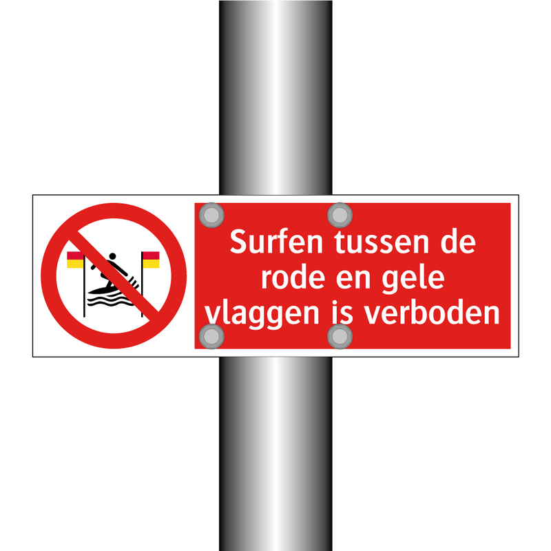 Surfen tussen de rode en gele vlaggen is verboden