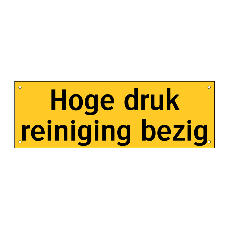 Hoge druk reiniging bezig