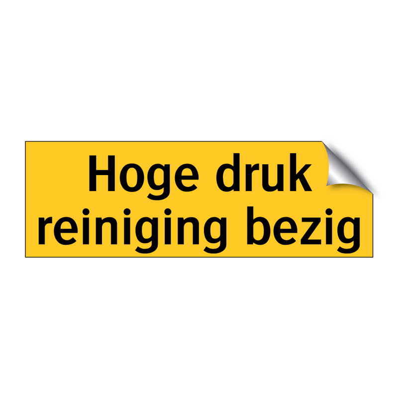 Hoge druk reiniging bezig