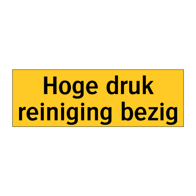 Hoge druk reiniging bezig