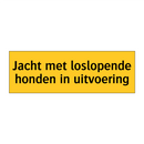 Jacht met loslopende honden in uitvoering