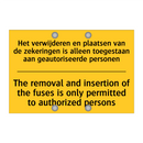 Het verwijderen en plaatsen van /.../ - The removal and insertion of the /.../