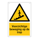 Voorzichtige beweging op de trap