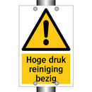 Hoge druk reiniging bezig